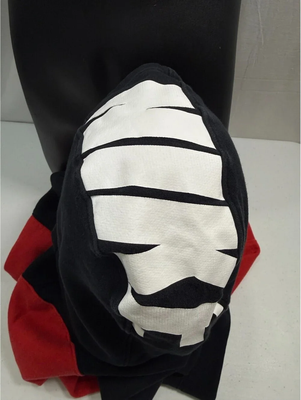 Nike Boys Hoodie Youth XL Red & Black Fleece Lined Hooded Sweatshirt StandardFit